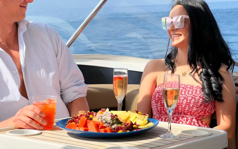 couple date vallarta yacht rentals puerto vallarta 1 768x482