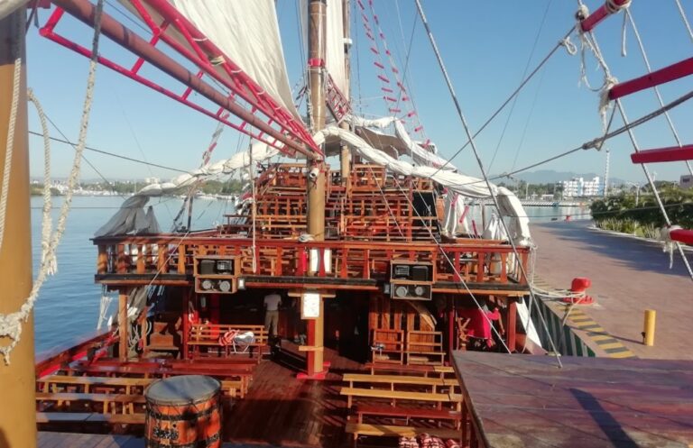 pirateship marigalante pirate ship puerto vallarta2 1 768x497