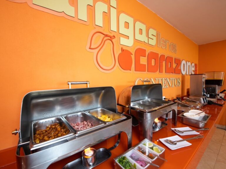 buffet one puerto vallarta aeropuerto 1 768x576