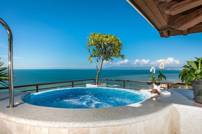 jacuzzi pinnacle resort 180 puerto vallarta 1 768x512