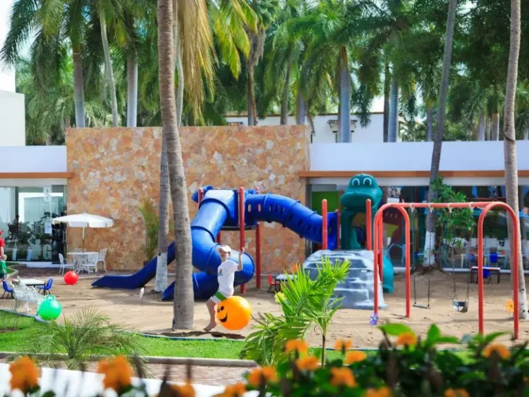 playground krystal puerto vallarta puerto vallarta 1 768x576