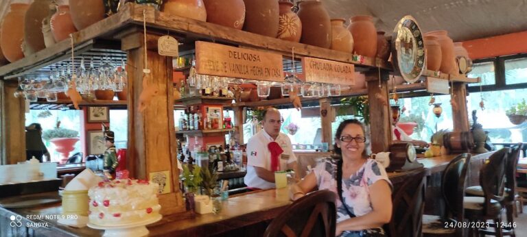bar hacienda de oro puerto vallarta 768x346