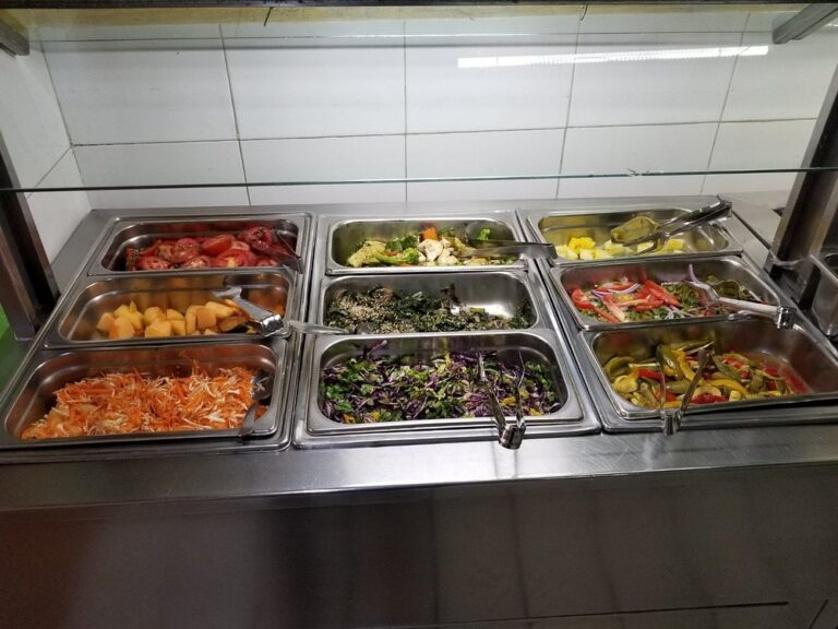 buffet planeta vegetariano puerto vallarta1 768x576