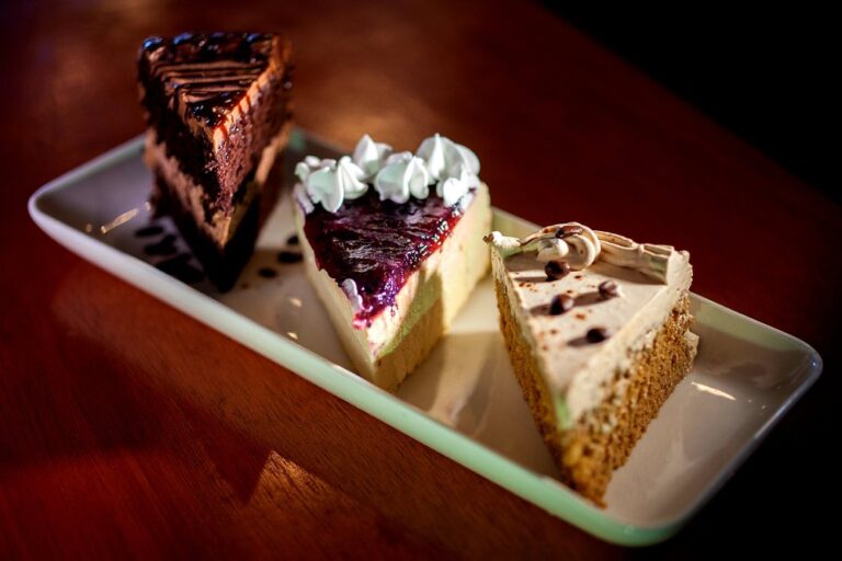 cake cafe ocean blue puerto vallarta 768x512