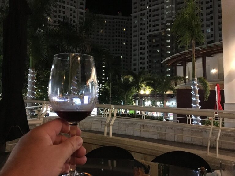 drinks restaurant italiannis puerto vallarta 768x576