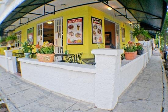 exterior noah s cafe bar puerto vallarta