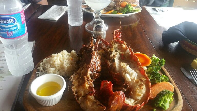 food langostino s mariscos bar puerto vallarta2 768x432