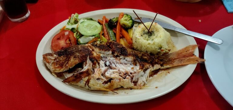 food mariscos cuetos puerto vallarta2 768x364