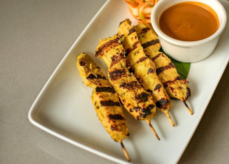 food siam cocina thai puerto valarta1 768x550