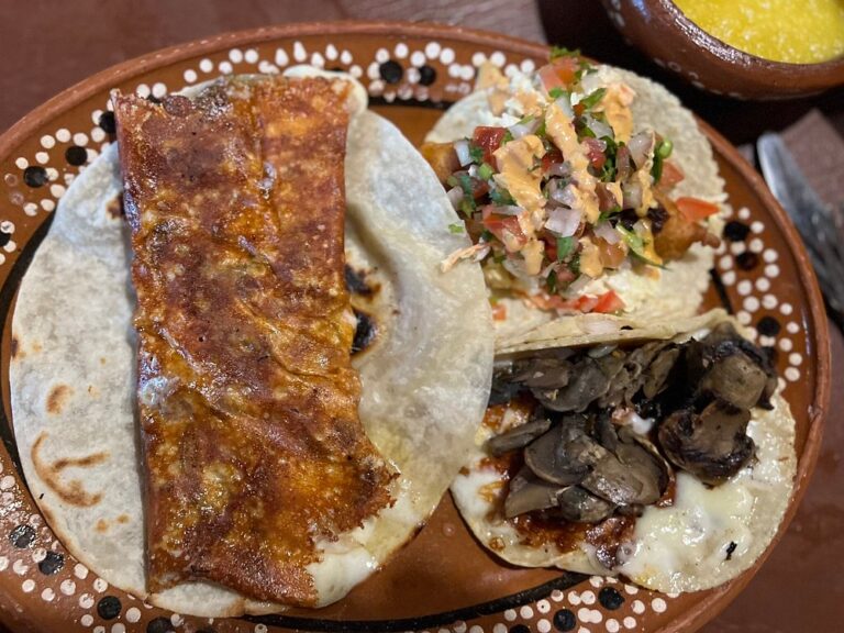 food tacos revolucion puerto vallarta 768x576