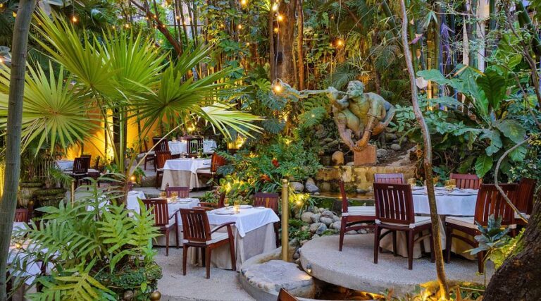 garden cafe des artistes puerto vallarta 768x427