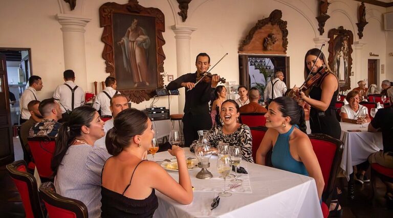 interior la cappella puerto vallarta1 768x427