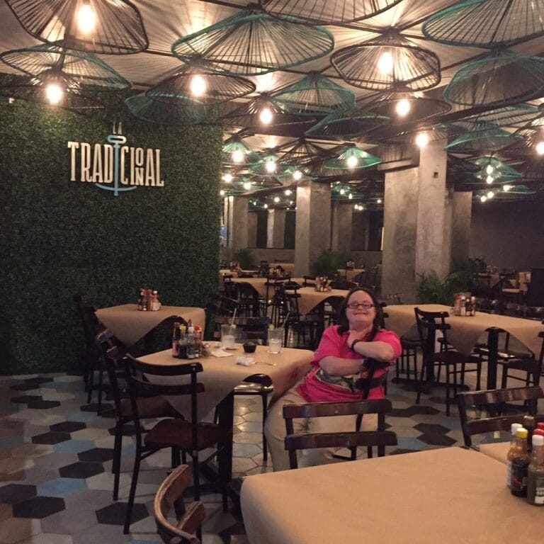 interior la tradicional puerto vallarta 768x768