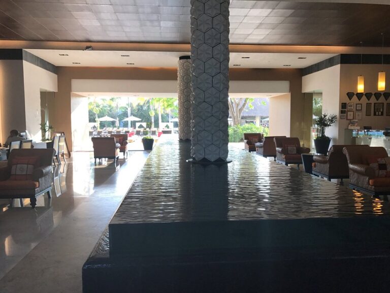 interior sky restaurant terrace bar puerto vallarta 768x576