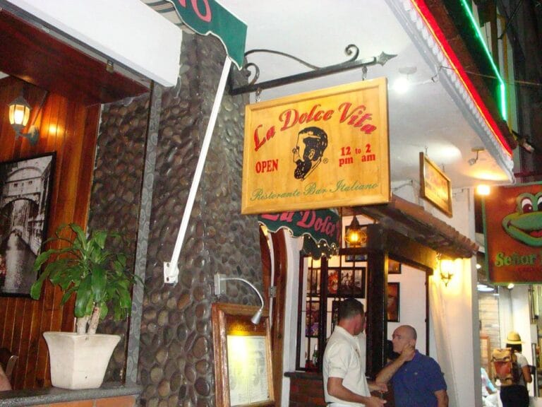 signage la dolce vita vallarta malecon puerto vallarta  768x576