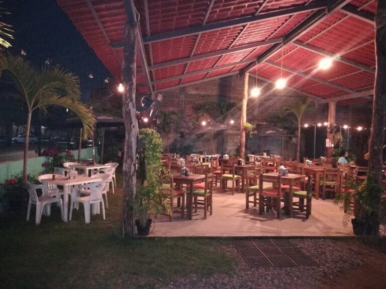 tables abulon antojeria del mar puerto vallarta1 768x576